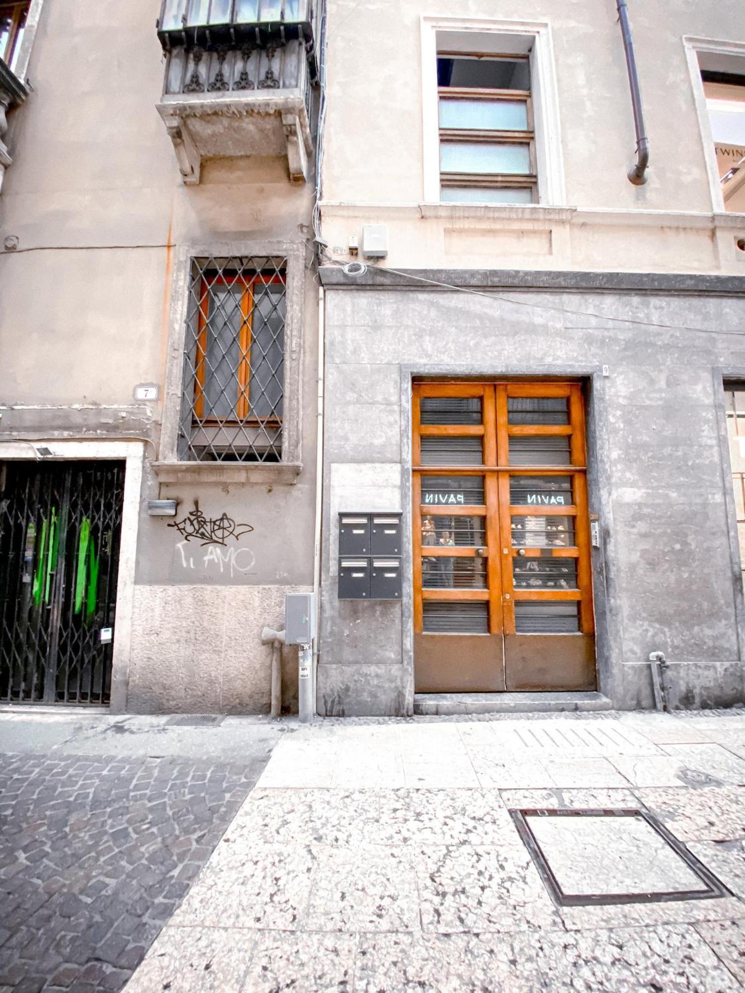 Arena Sweet Home In Verona Bagian luar foto